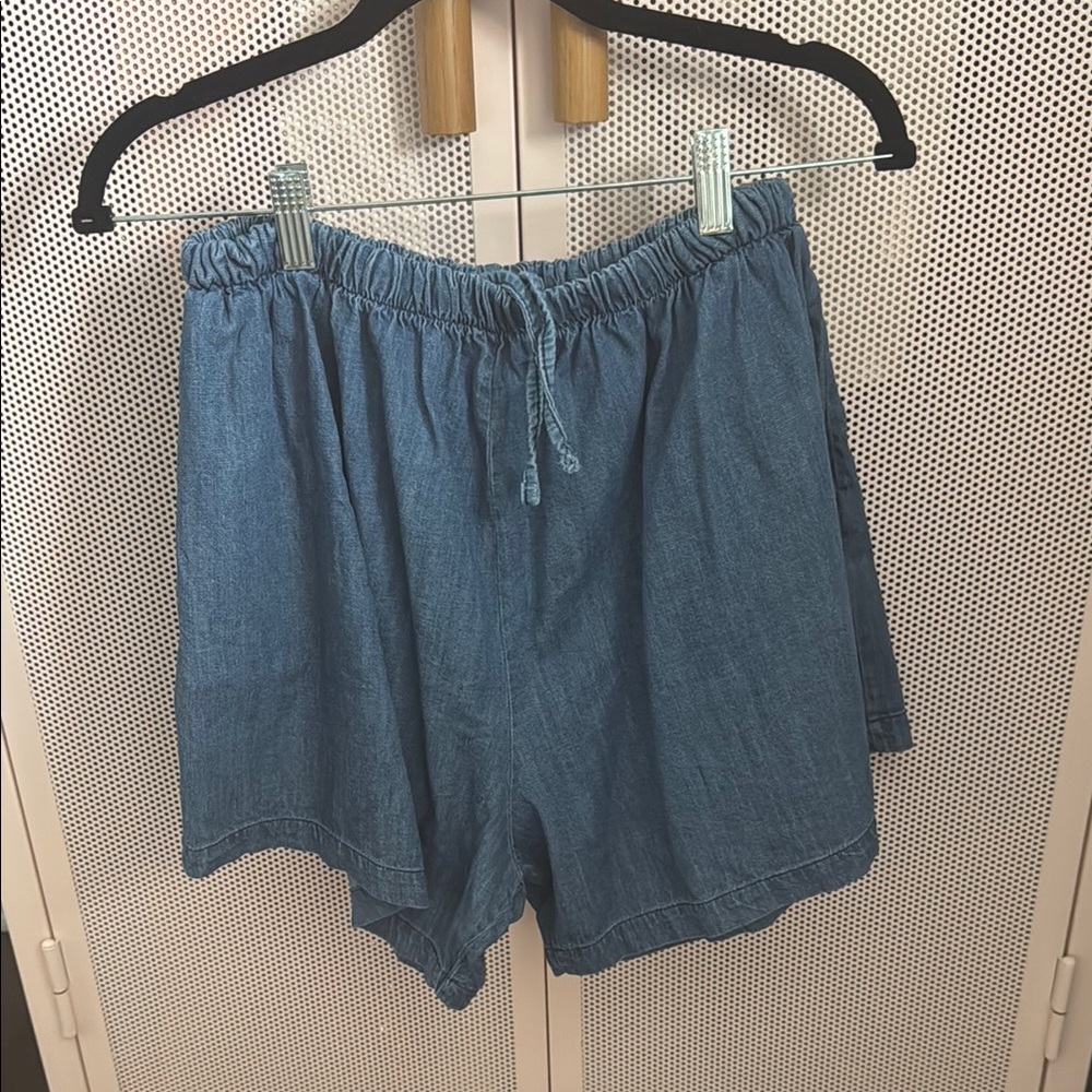 Blue Jean Shorts with Relaxed Fit and Elastic Waistband